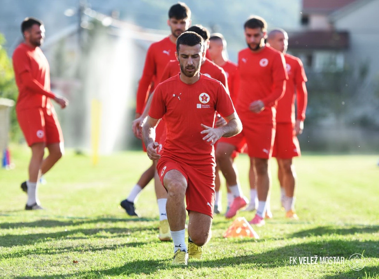 Pogled na tabelu jasno  otkriva - situacija nije  nimalo ugodna